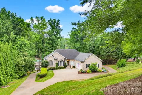 197 April Road Troutman NC 28166