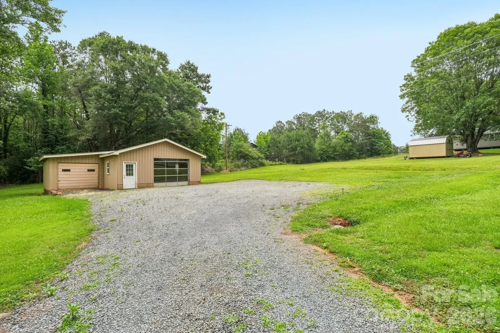 435 Parker Circle Norwood NC 28128