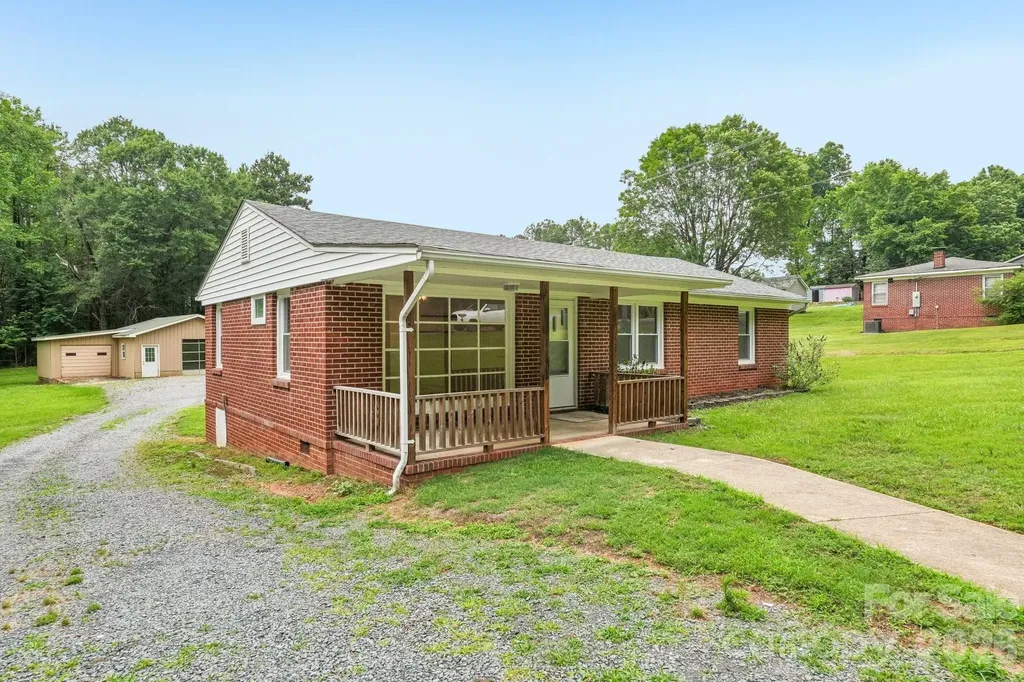 435 Parker Circle Norwood NC 28128