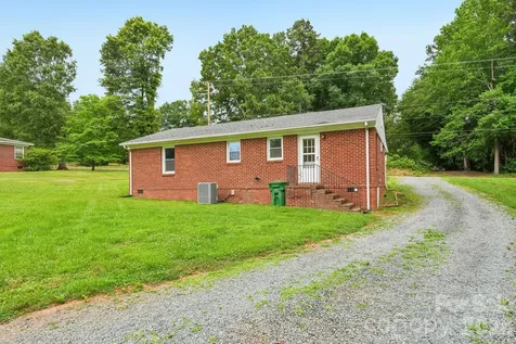 435 Parker Circle Norwood NC 28128