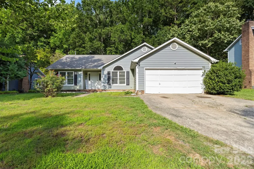 8704 Hornwood Court Charlotte NC 28215