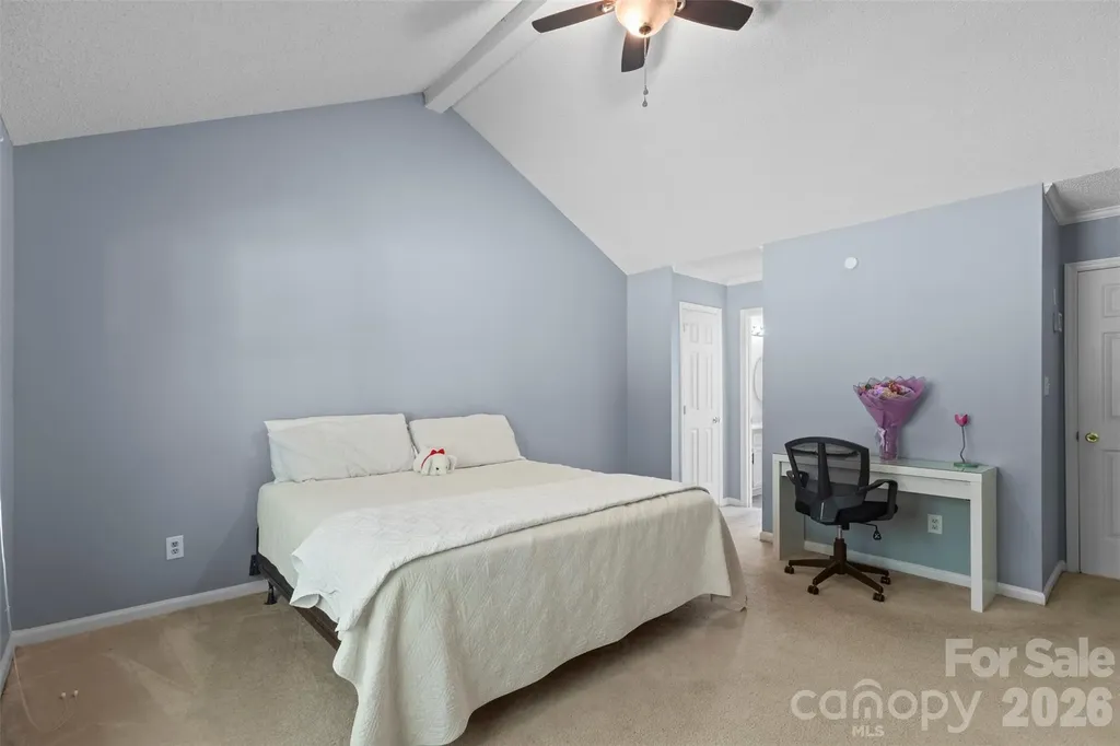 8704 Hornwood Court Charlotte NC 28215