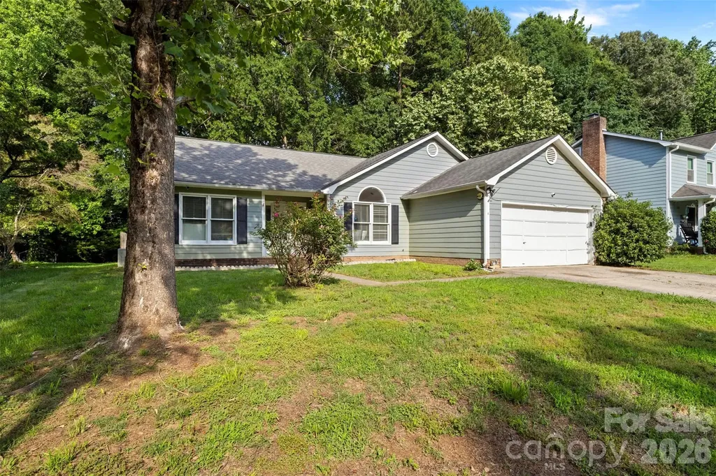 8704 Hornwood Court Charlotte NC 28215