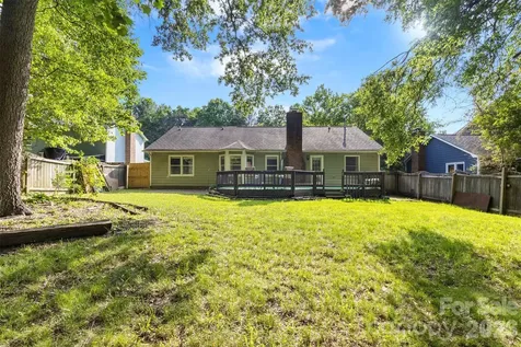 8704 Hornwood Court Charlotte NC 28215