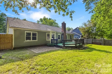 8704 Hornwood Court Charlotte NC 28215