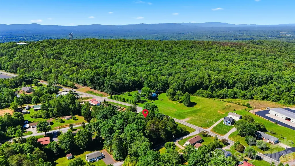 2089 Connelly Springs Road Lenoir NC 28645