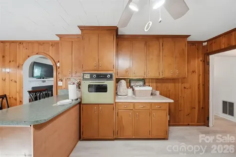 2089 Connelly Springs Road Lenoir NC 28645
