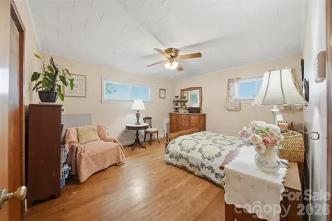 2089 Connelly Springs Road Lenoir NC 28645