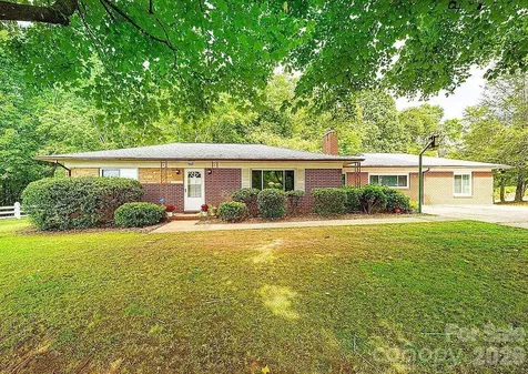 2089 Connelly Springs Road Lenoir NC 28645
