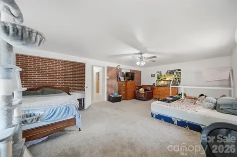 2089 Connelly Springs Road Lenoir NC 28645