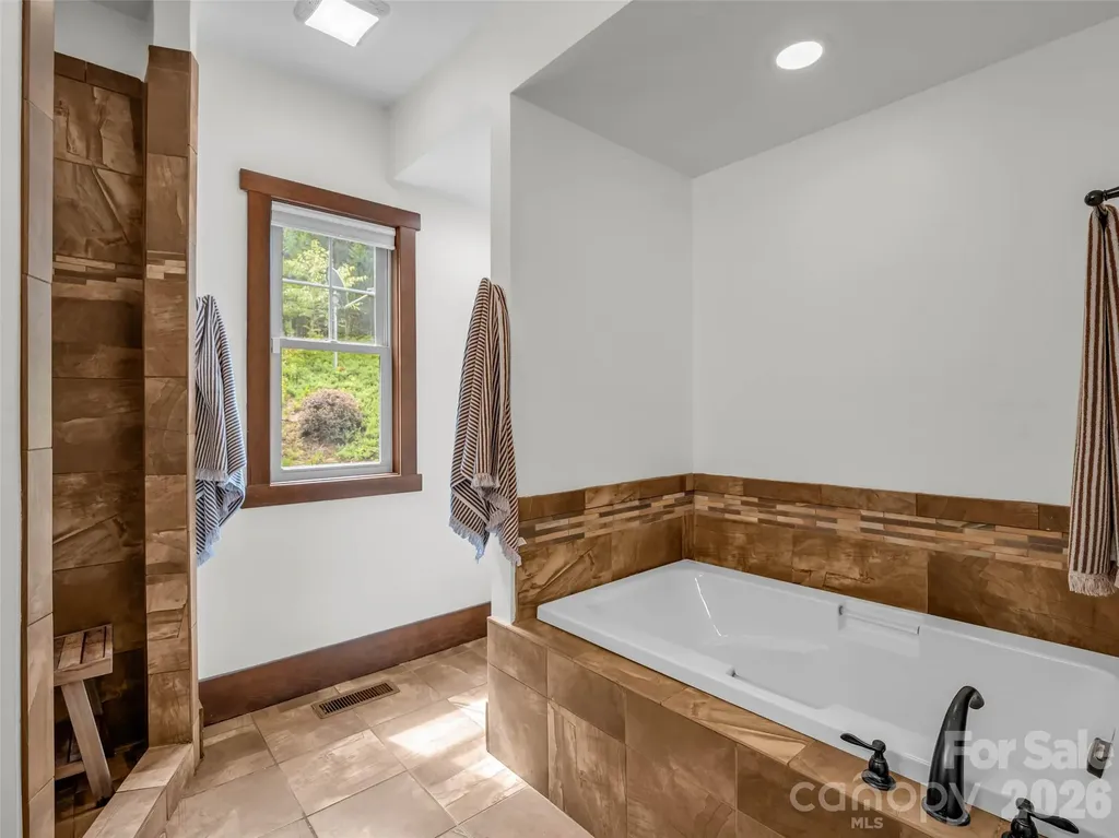 334 Willow Top Lane Lake Lure NC 28746