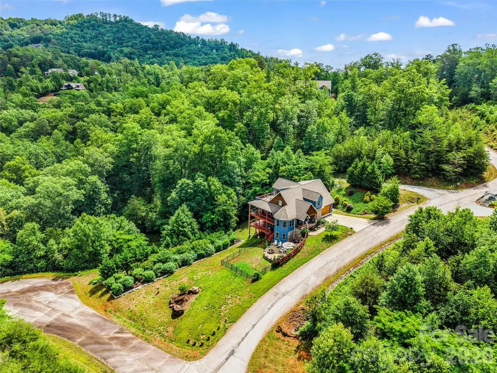 334 Willow Top Lane Lake Lure NC 28746