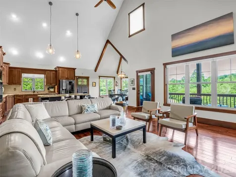 334 Willow Top Lane Lake Lure NC 28746