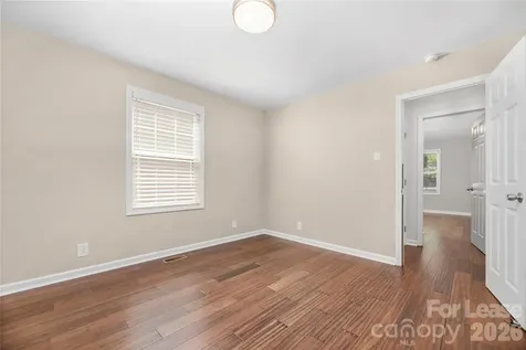 404 Keswick Avenue Charlotte NC 28206