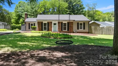 9126 Essen Lane Charlotte NC 28210