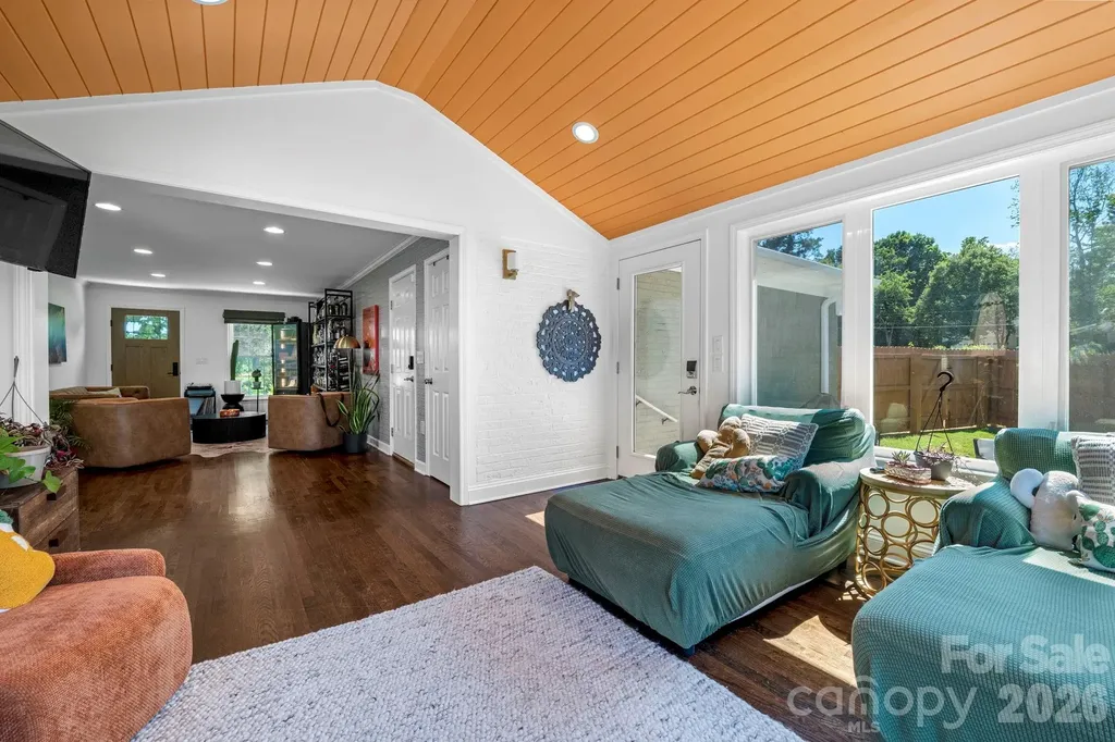 8005 Island View Court Denver NC 28037