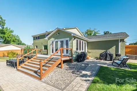 8005 Island View Court Denver NC 28037
