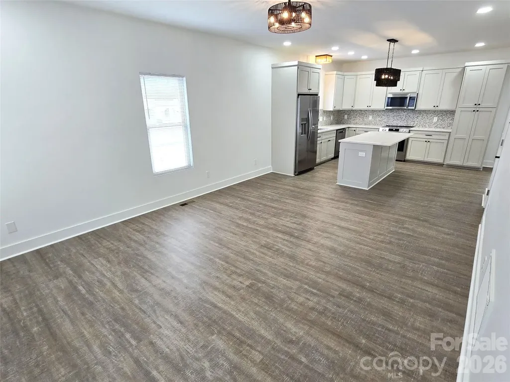 774 8th Street NE Hickory NC 28601