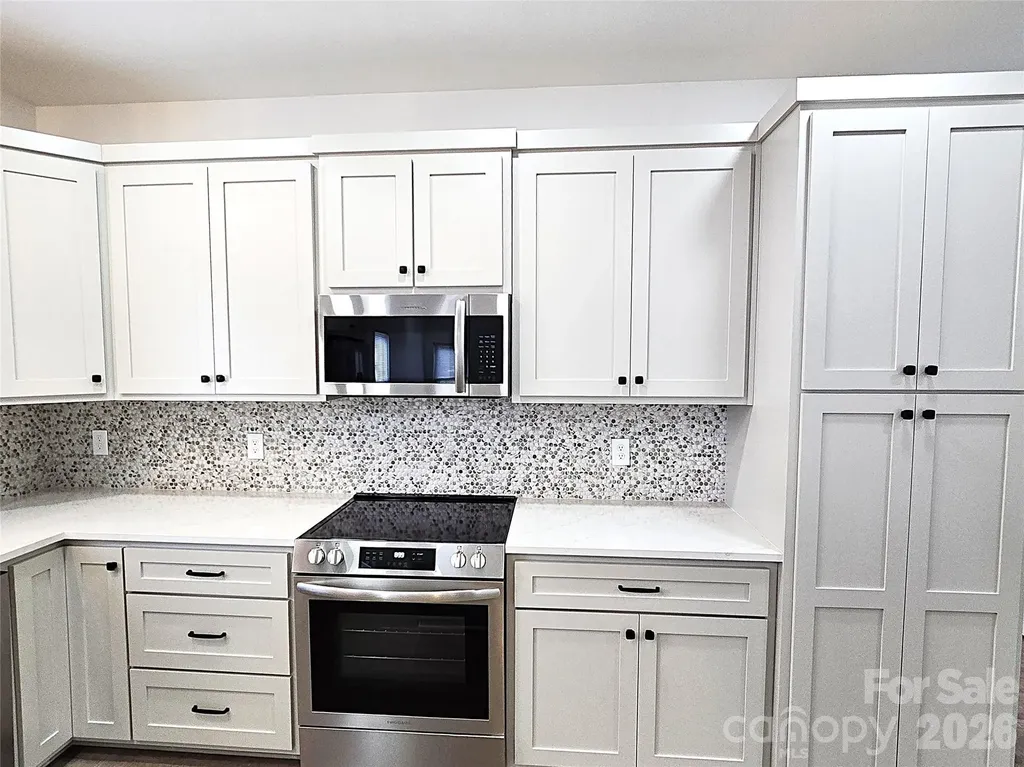 774 8th Street NE Hickory NC 28601