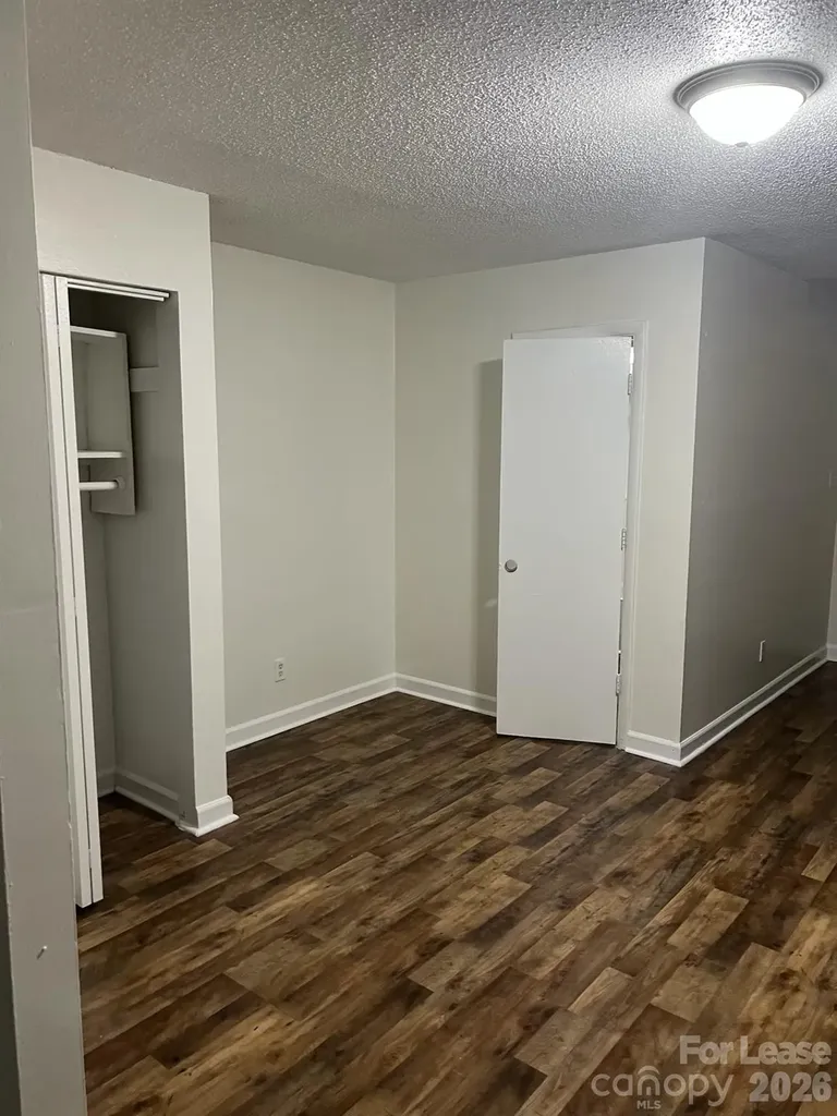 3805 Miriam Drive Charlotte NC 28205