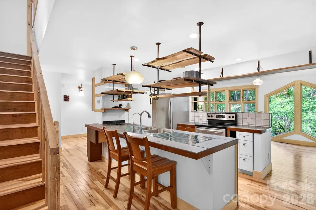 378 Dobson View Drive Nebo NC 28761