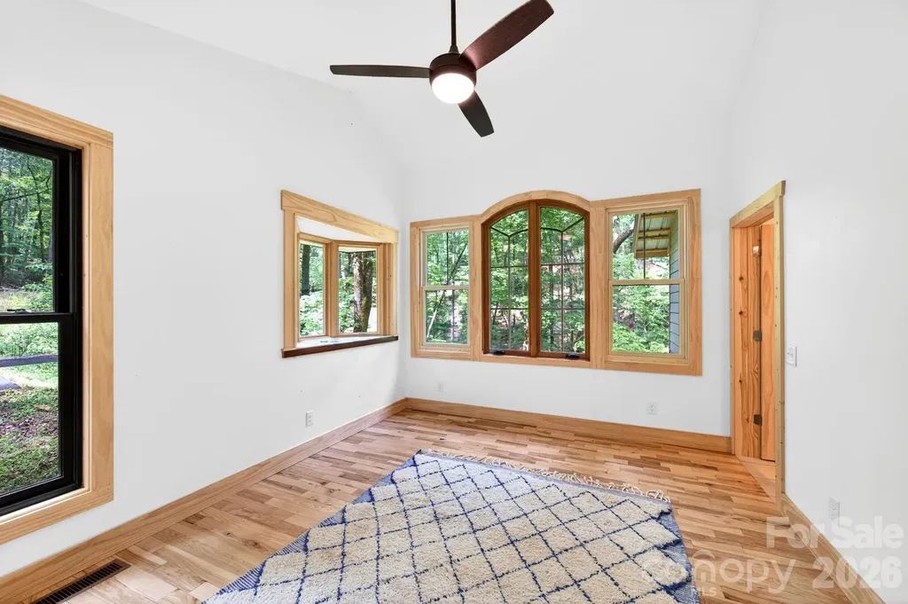 378 Dobson View Drive Nebo NC 28761