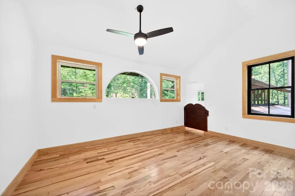 378 Dobson View Drive Nebo NC 28761