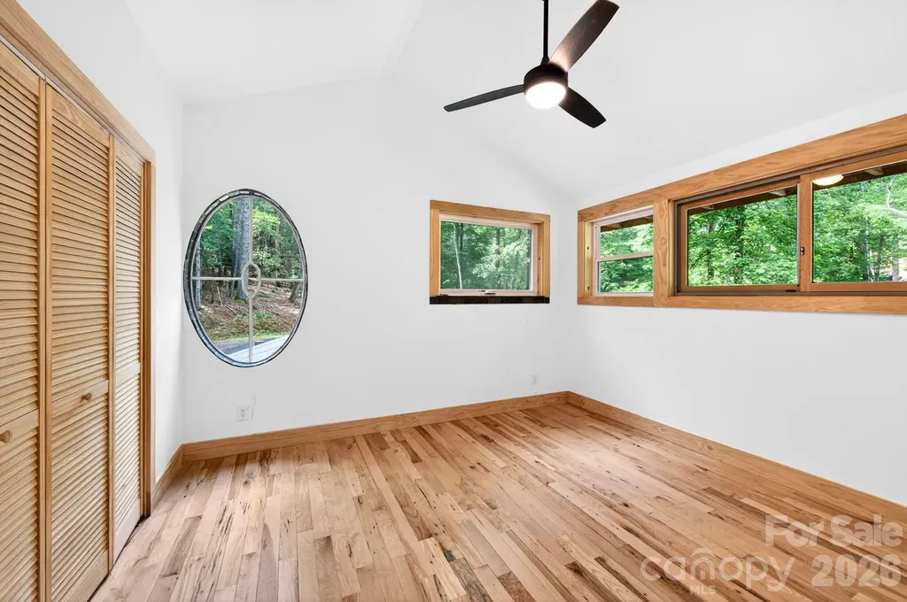 378 Dobson View Drive Nebo NC 28761