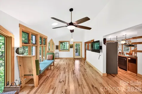 378 Dobson View Drive Nebo NC 28761