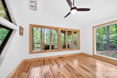 378 Dobson View Drive Nebo NC 28761