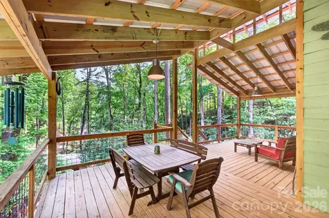 378 Dobson View Drive Nebo NC 28761