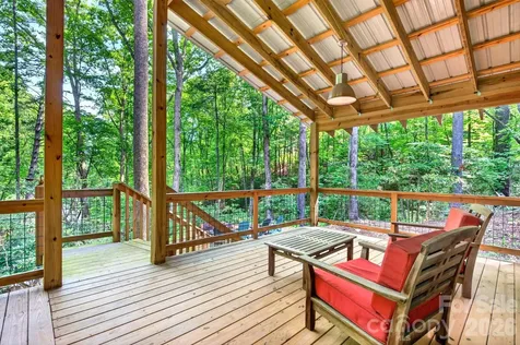 378 Dobson View Drive Nebo NC 28761