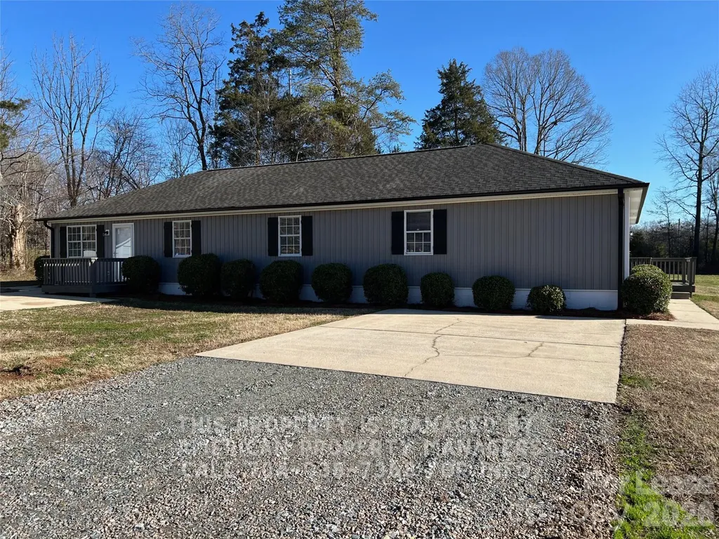 299 Rustic Road Mooresville NC 28115