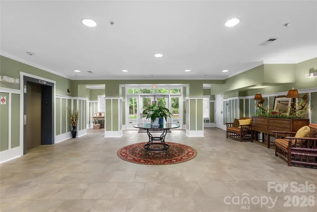 9 Kenilworth Knoll Asheville NC 28805
