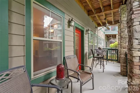 9 Kenilworth Knoll Asheville NC 28805