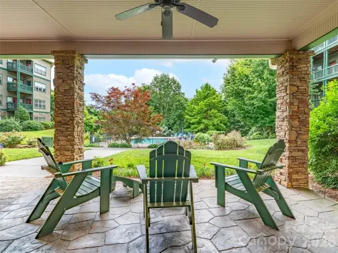 9 Kenilworth Knoll Asheville NC 28805
