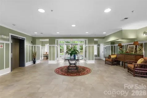9 Kenilworth Knoll Asheville NC 28805