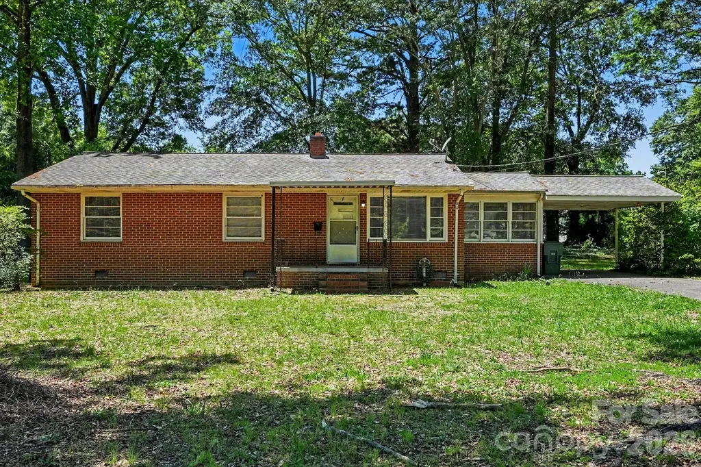 211 White Street Gastonia NC 28052