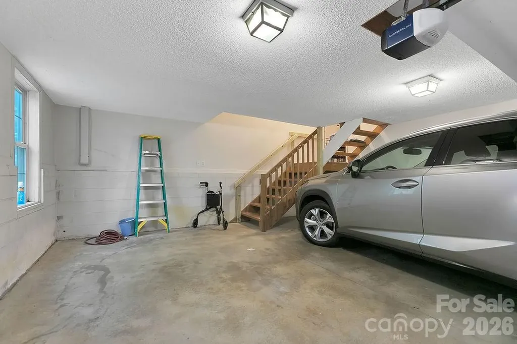 61 Autumn Glen Court Brevard NC 28712