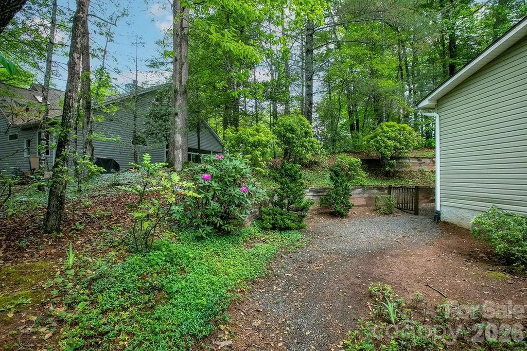 61 Autumn Glen Court Brevard NC 28712