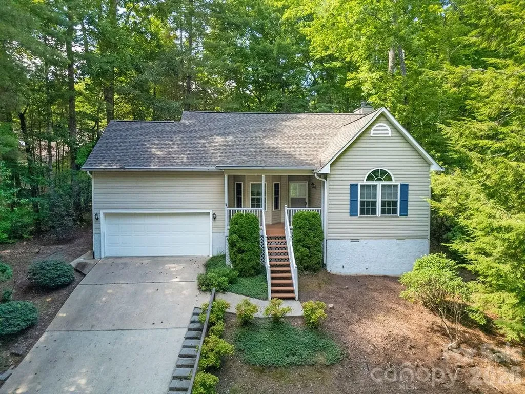 61 Autumn Glen Court Brevard NC 28712
