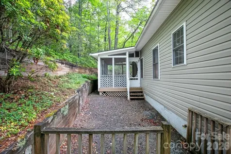 61 Autumn Glen Court Brevard NC 28712