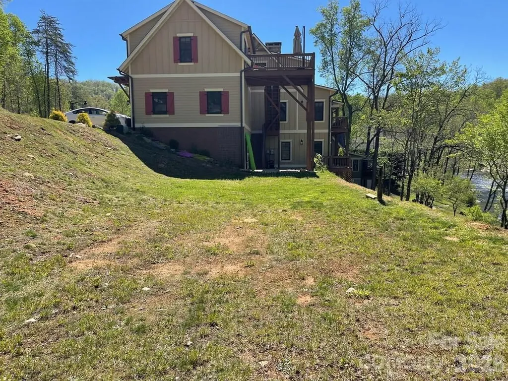346 River Club Drive Cullowhee NC 28723