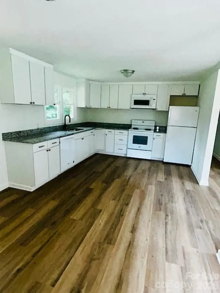 400 Ponderosa Road Stanley NC 28164