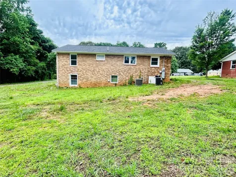 400 Ponderosa Road Stanley NC 28164