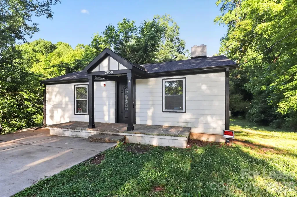 2958 Reid Avenue Charlotte NC 28208