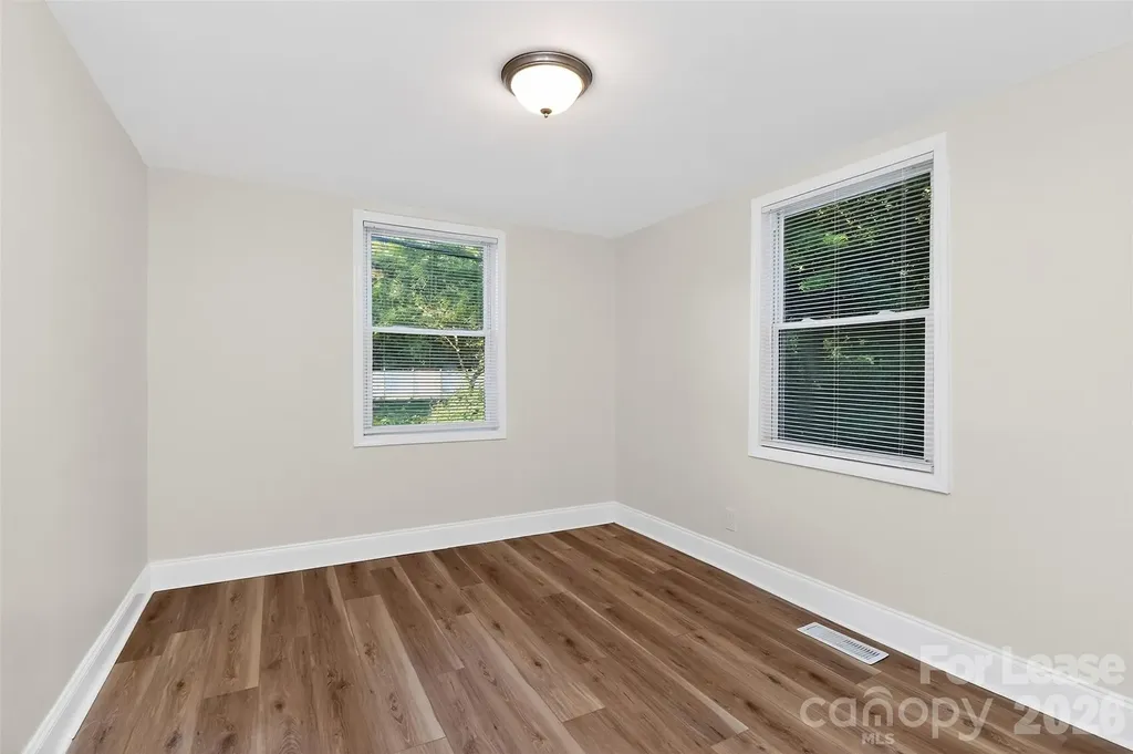 2958 Reid Avenue Charlotte NC 28208
