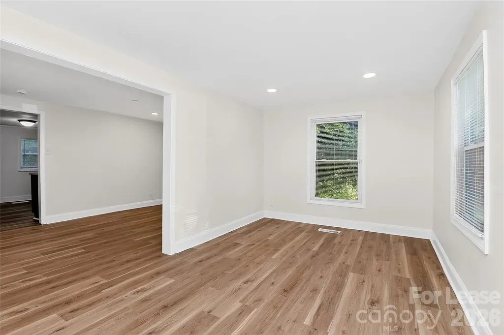 2958 Reid Avenue Charlotte NC 28208