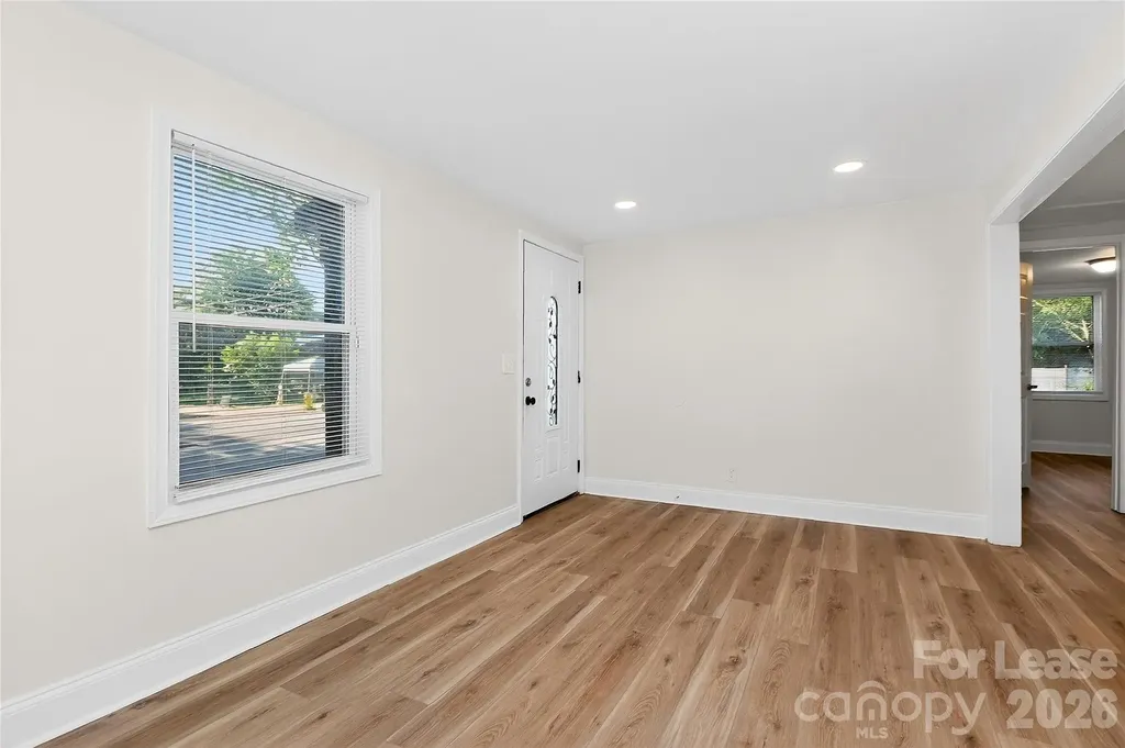 2958 Reid Avenue Charlotte NC 28208