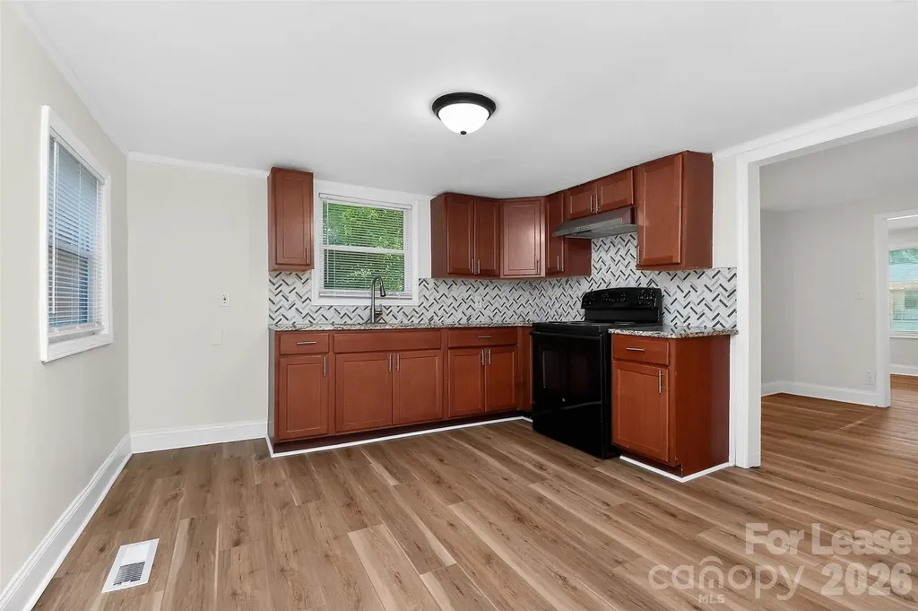 2958 Reid Avenue Charlotte NC 28208